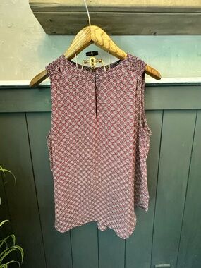 LOFT Burgundy Floral‎ Top Size Large Sleeveless Keyhole Blouse